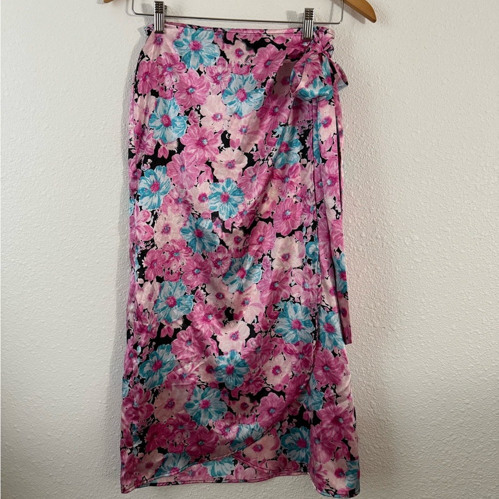 Wayf Pink and Blue Floral Skirt